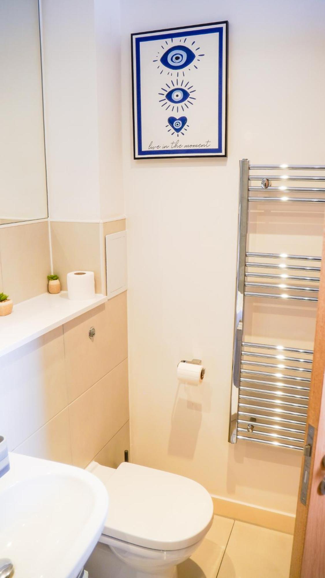 Manchester City Centre Apt With Balcony & Free Parking - Including Free 1-Hour Late Check-Out For Bookings On The 29Th 31St May, Justeat Voucher For 2-Night Stays Minimum! Bagian luar foto