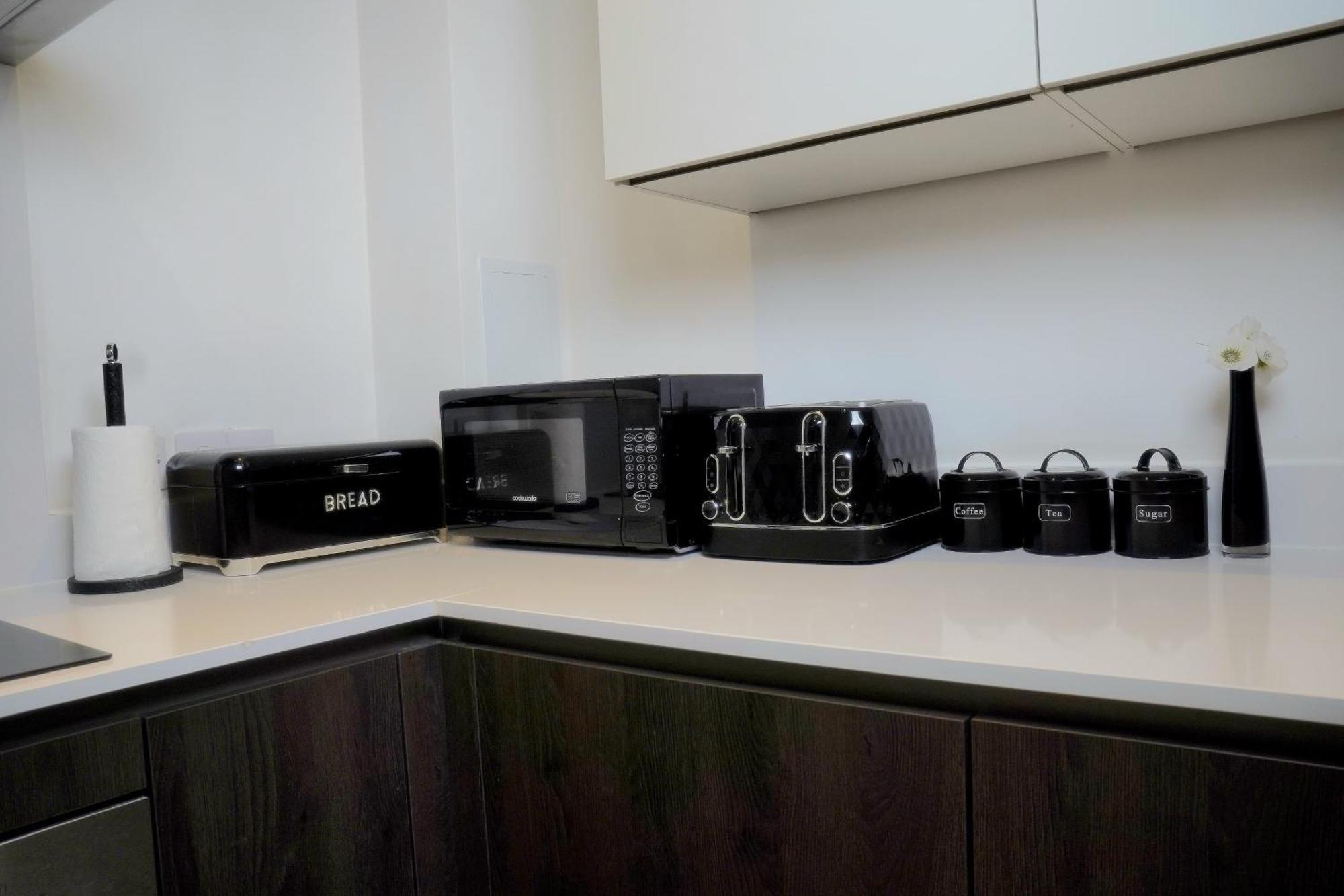 Manchester City Centre Apt With Balcony & Free Parking - Including Free 1-Hour Late Check-Out For Bookings On The 29Th 31St May, Justeat Voucher For 2-Night Stays Minimum! Bagian luar foto