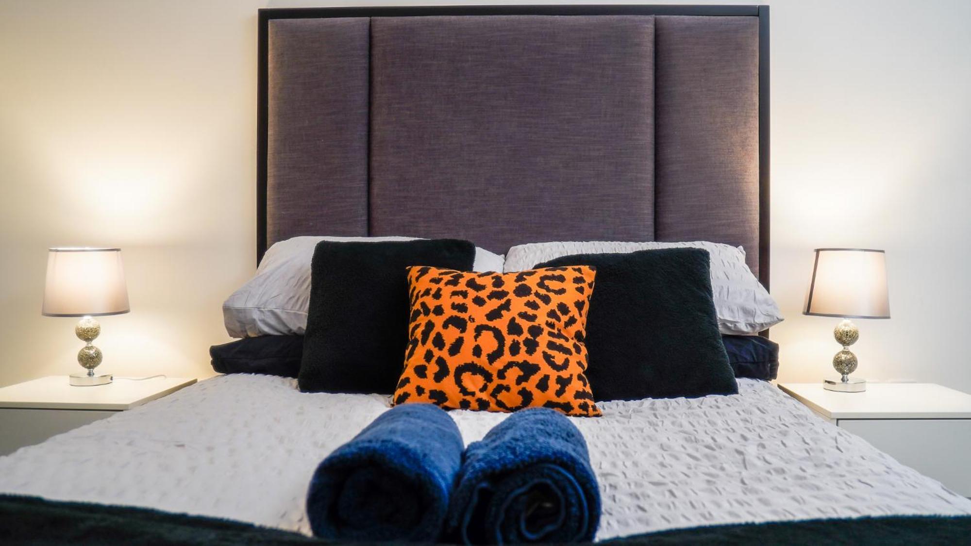 Manchester City Centre Apt With Balcony & Free Parking - Including Free 1-Hour Late Check-Out For Bookings On The 29Th 31St May, Justeat Voucher For 2-Night Stays Minimum! Bagian luar foto