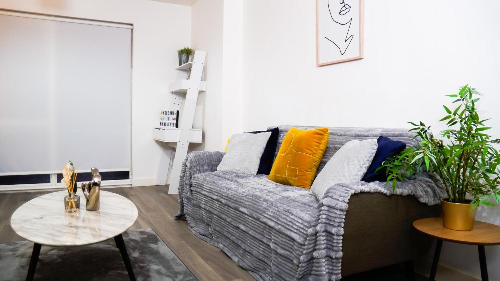 Manchester City Centre Apt With Balcony & Free Parking - Including Free 1-Hour Late Check-Out For Bookings On The 29Th 31St May, Justeat Voucher For 2-Night Stays Minimum! Bagian luar foto